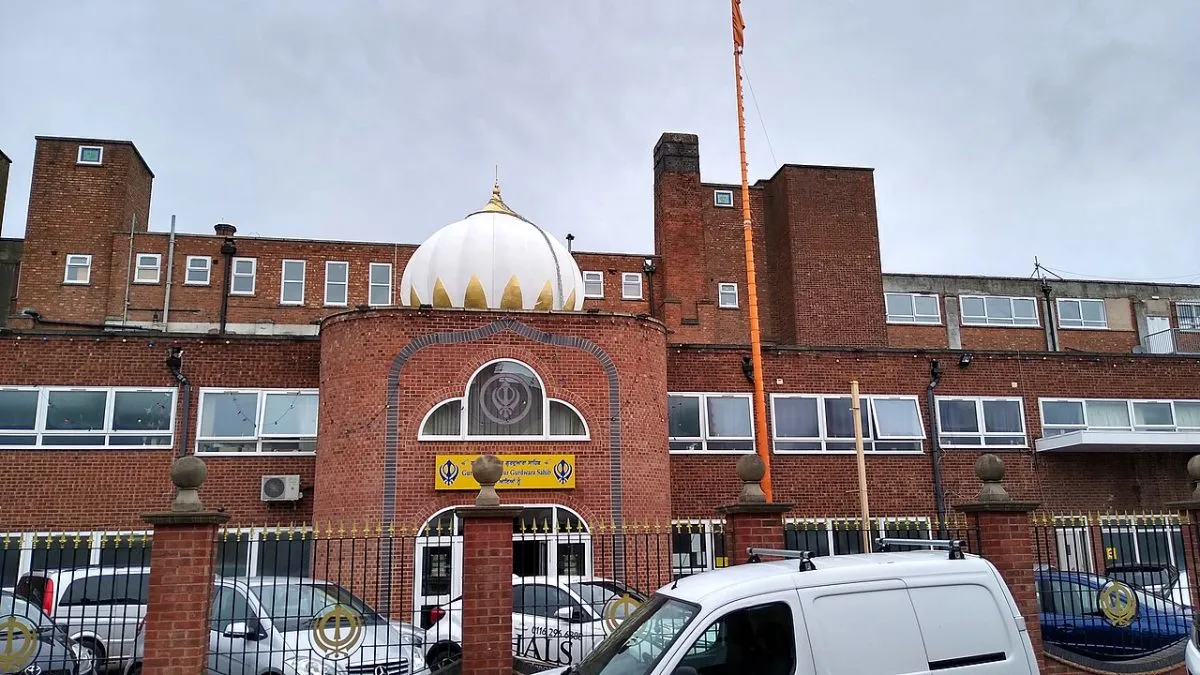 Guru Tegh Bahadur Gurdwara, Leicester — view 2