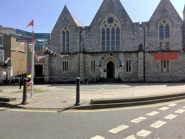 Singh Sabha Gurdwara, Southampton — view 3