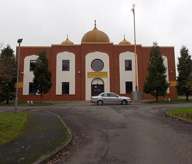 Shri Guru Nanak Gurdwara, Swindon