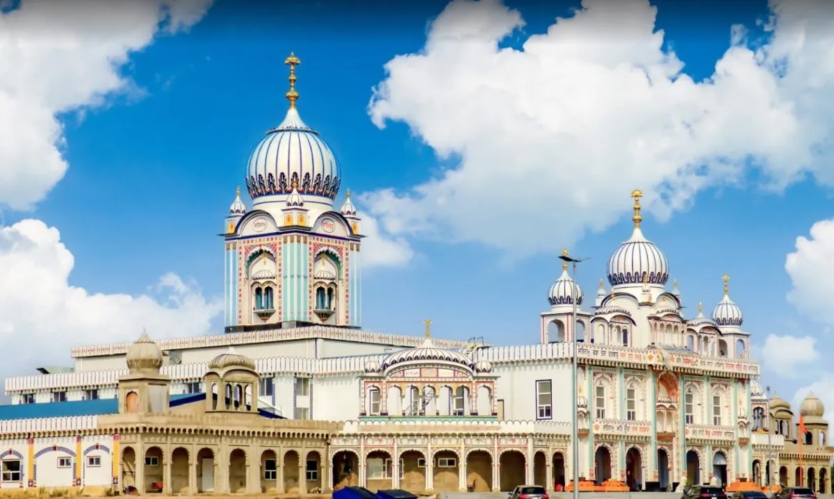 Nanaksar Gurudwara, Edmonton — view 4