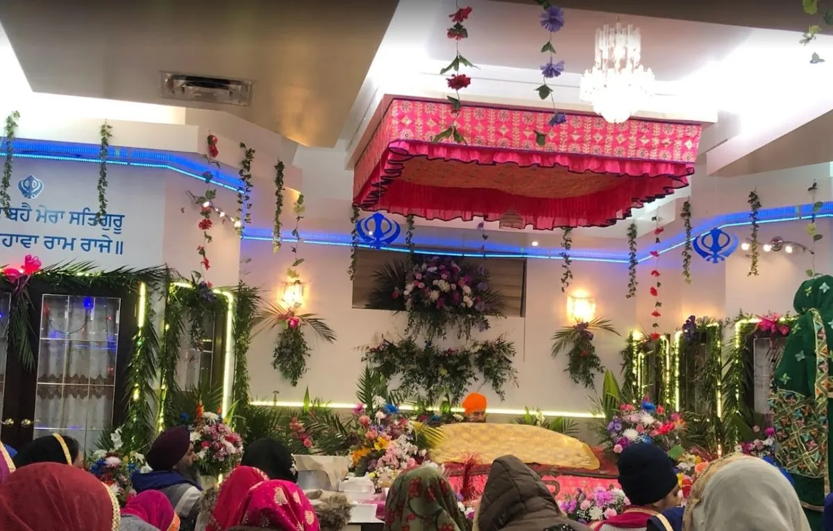 Gurdwara Guru Nanak Darbar, Park Extension, Montreal (Park Extension) — view 4