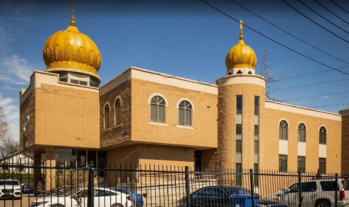 Gurdwara Sahib Greater Montreal, Dollard-des-Ormeaux — view 4